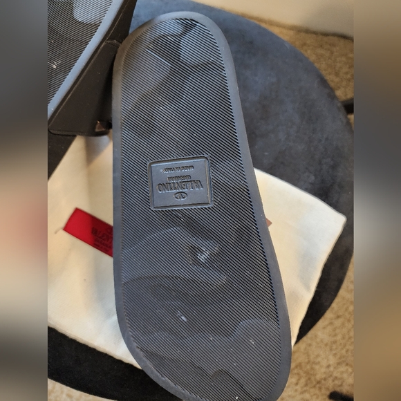 Valentino Garavani Rockstud sandal with box and dust bag, size 36 (US 6) - Picture 8 of 16